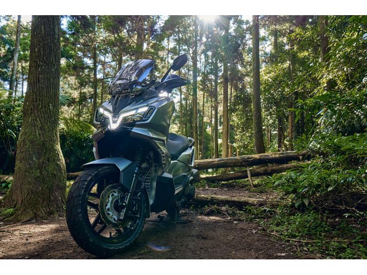 SYM ADX 300