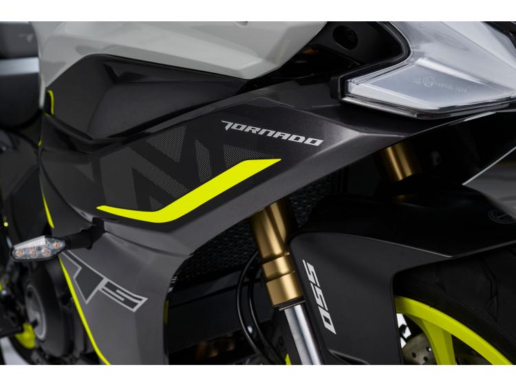 BENELLI TORNADO 550